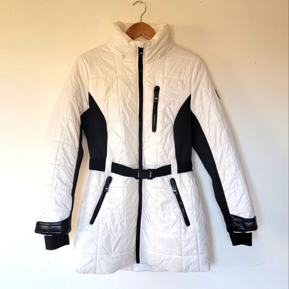 Michael Kors White puffer jacket & keychain